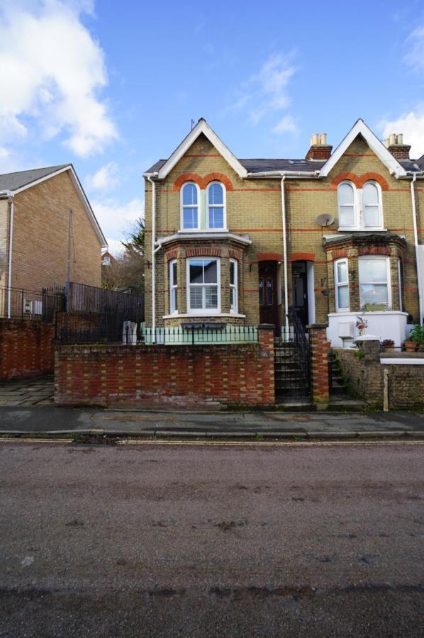 Nutcroft, Cowes Holiday home Cowes (Isle of Wight)